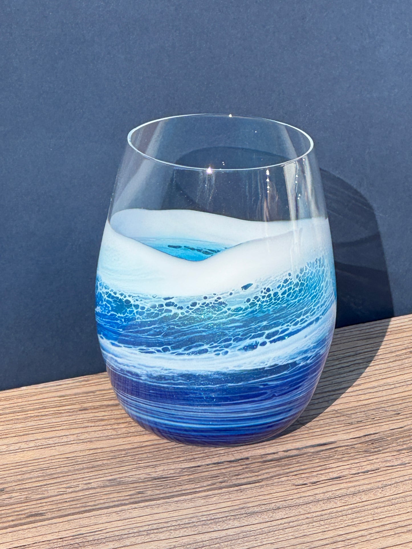 Stemless