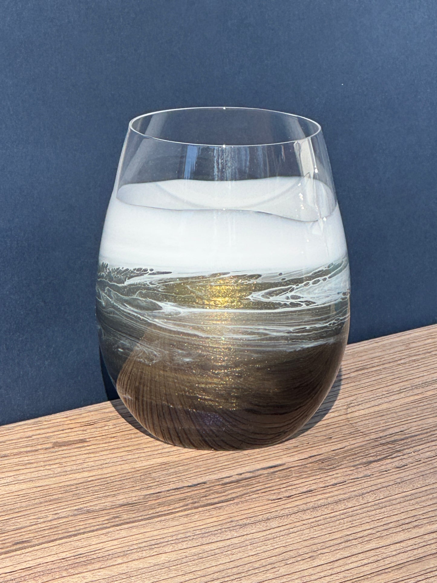 Stemless